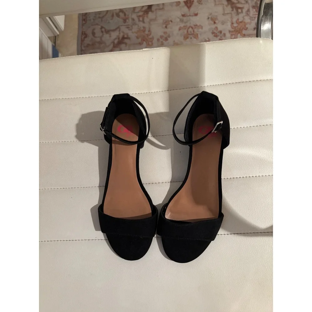 GB Girls Black Faux Suede Ankle Strap Block Heel Dress Sandals Size 3M